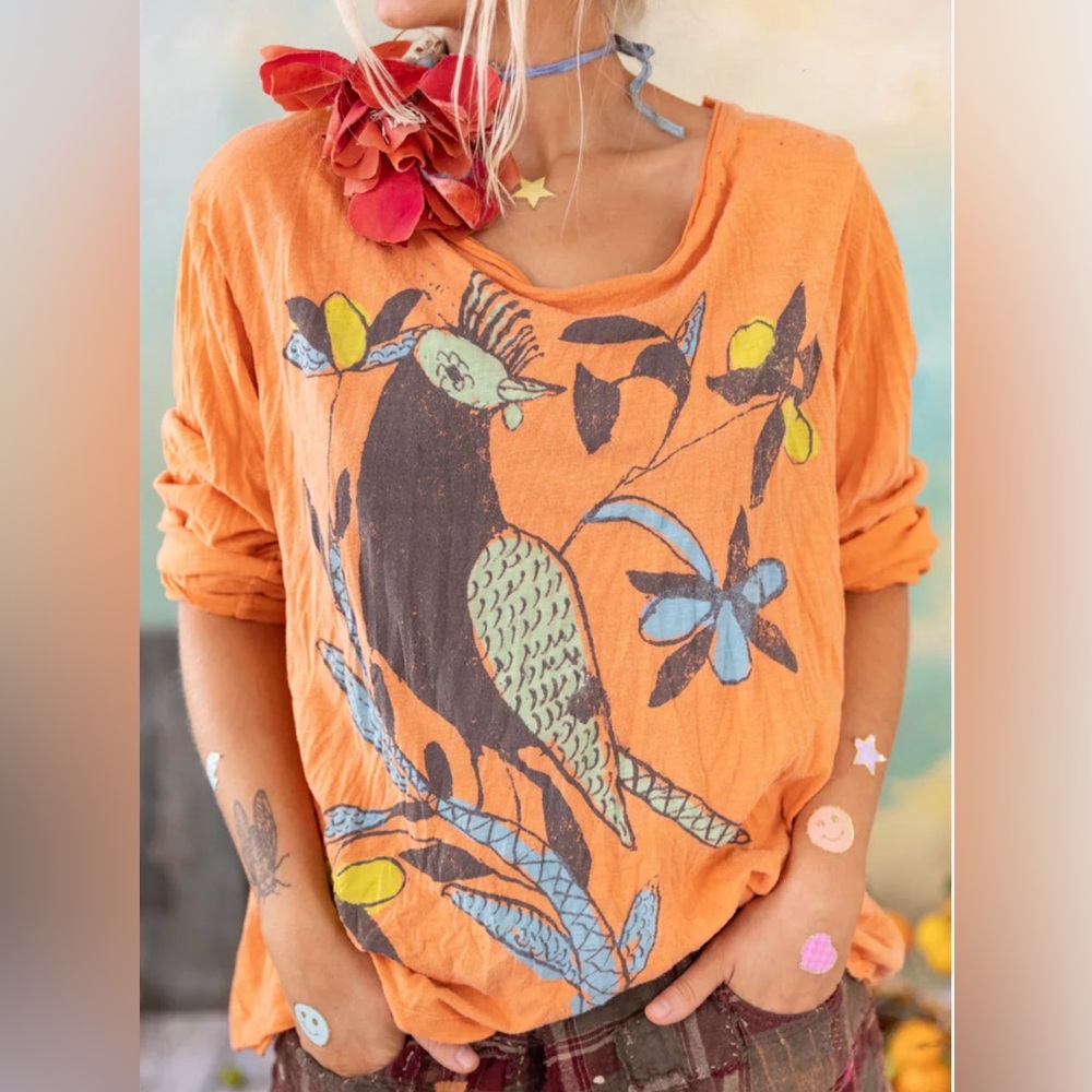 Magnolia Pearl Long Sleeve Tee
